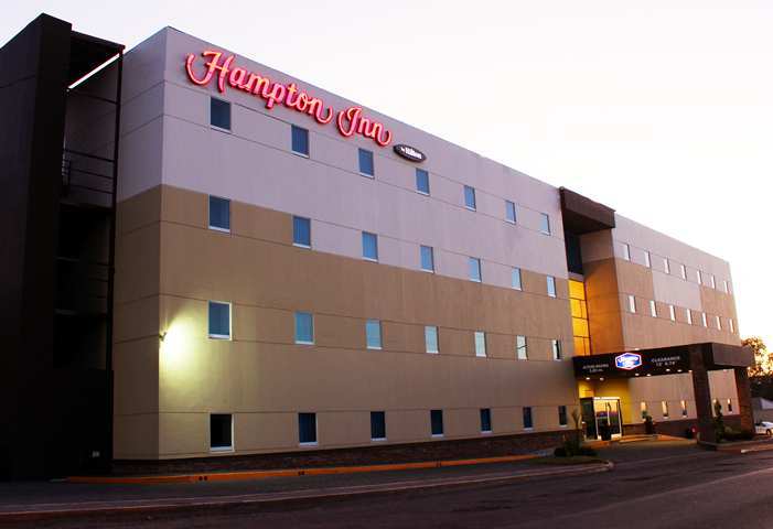 Hampton By Hilton San Juan Del Rio Hotel Exterior photo